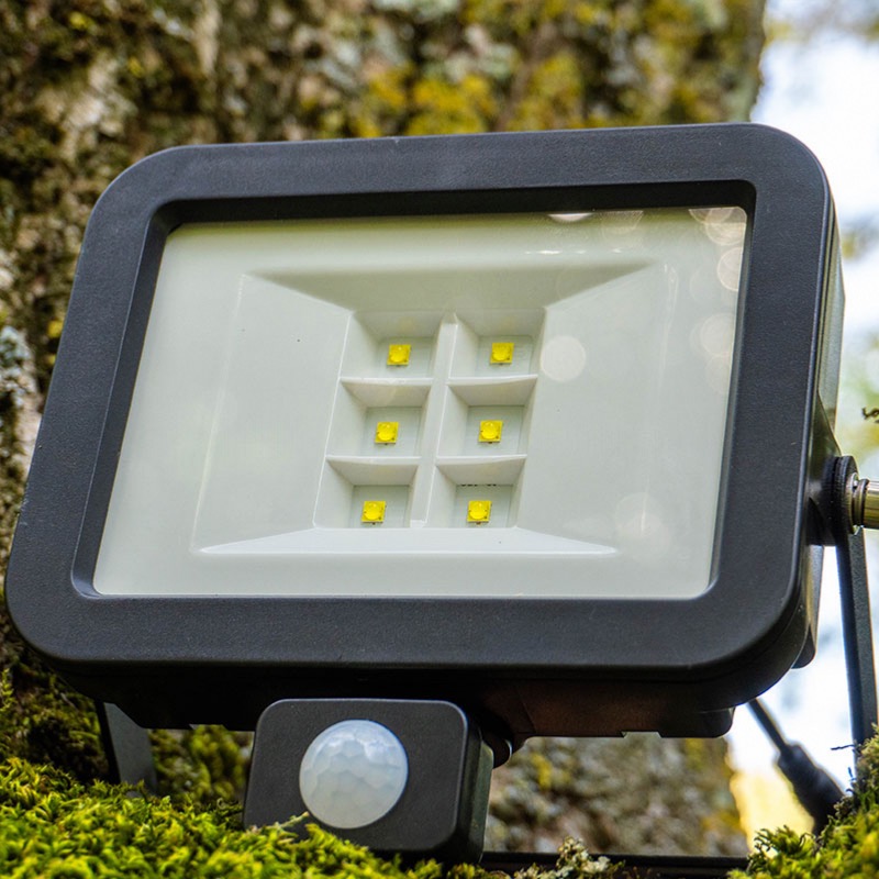 Lampadaire solaire IP44 avec batterie