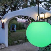 Sphere Solaire et secteur 30 LED multicolore                                    