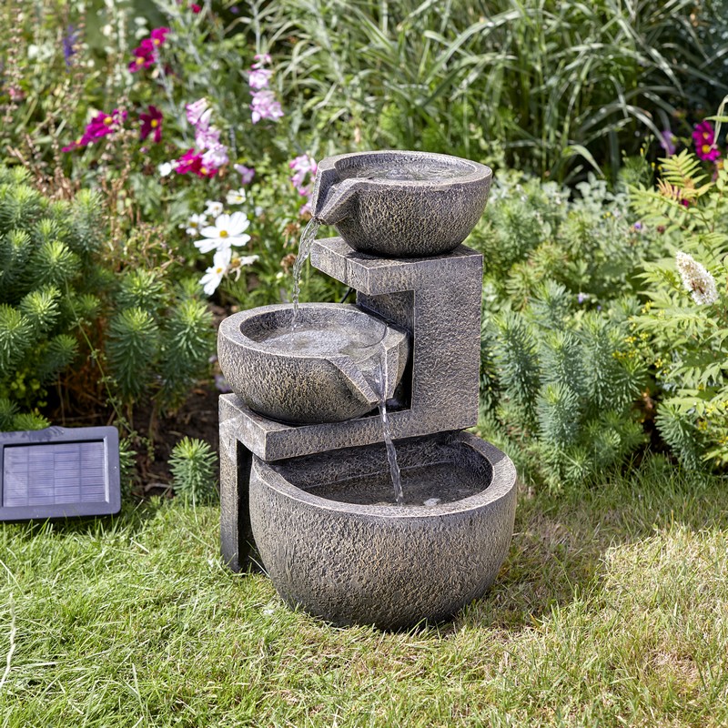 Fontaine extérieur solaire design