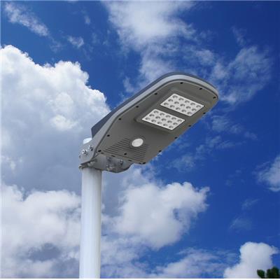 Eclairage solaire intégré intelligent mural ou poteau avec télécommande