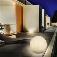 Lampe boule solaire couleur changeante ou fixe Stone 50 cm