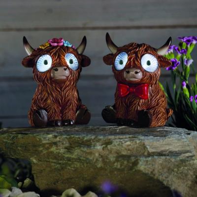 LOT DE 2 VACHES HIGHLANDS MÂLE ET FEMELLE SOLAIRES AUX YEUX INTERACTIFS 9CM     